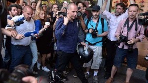 Finanzas-Yanis-Varoufakis-Bruce-Willis_ELFIMA20150706_0004_10